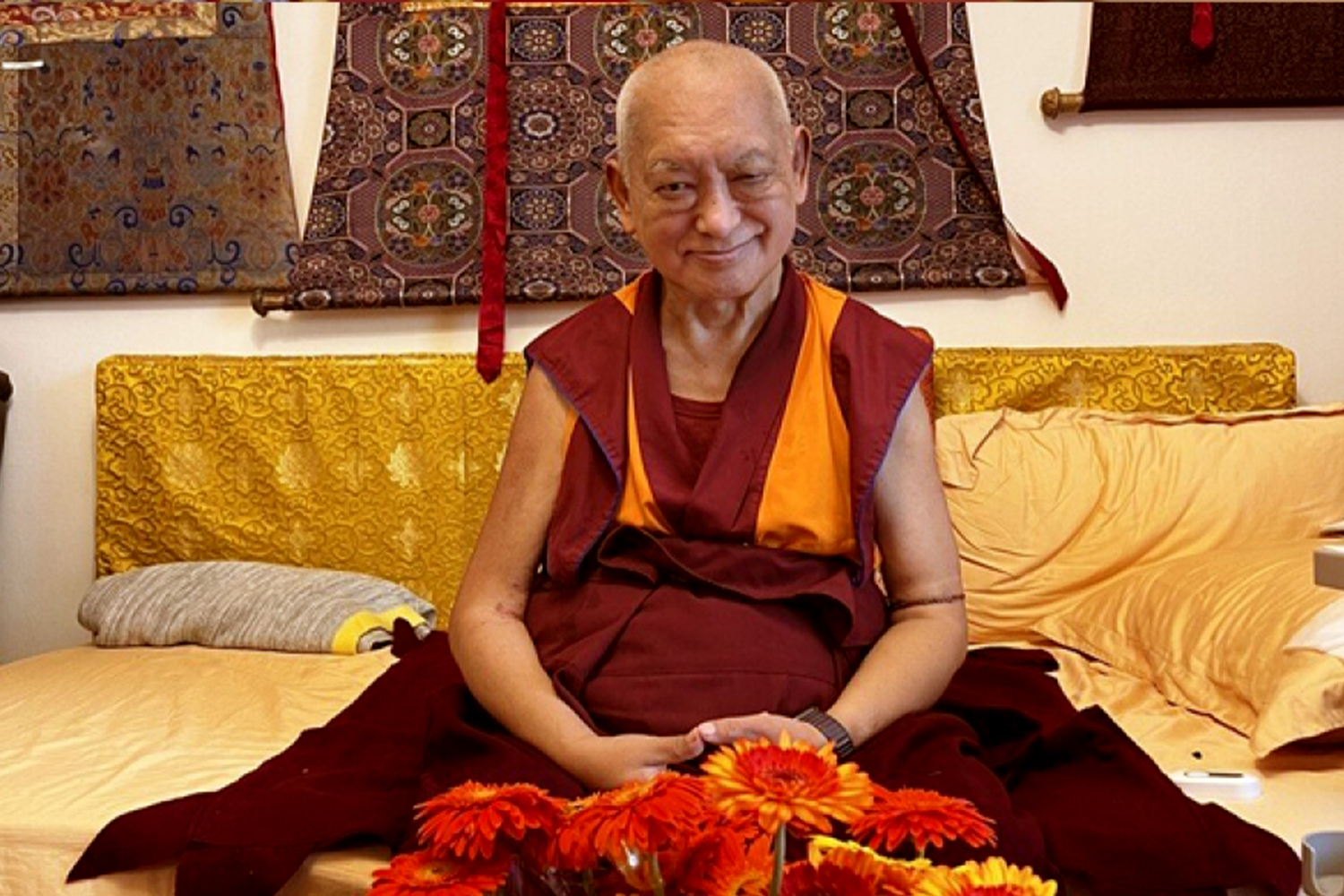 ༄༅། །དགོས་རྫོགས་ཆོས་འབུལ་གསལ་བརྡ།